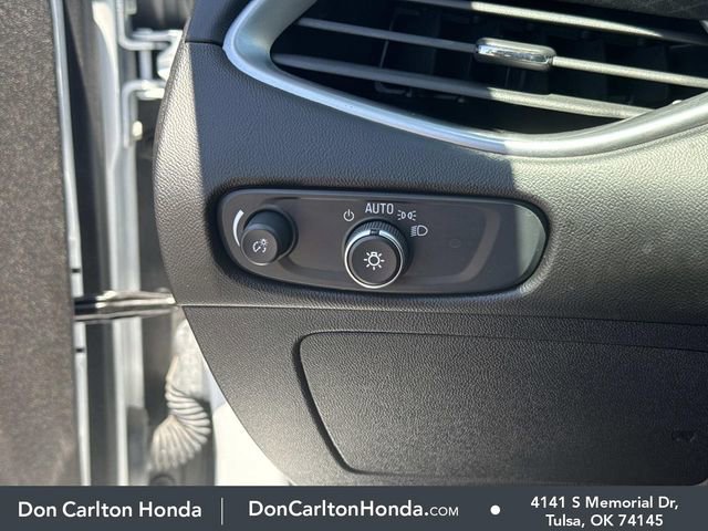 Used 2025 Chevrolet Malibu LS FWD image 24