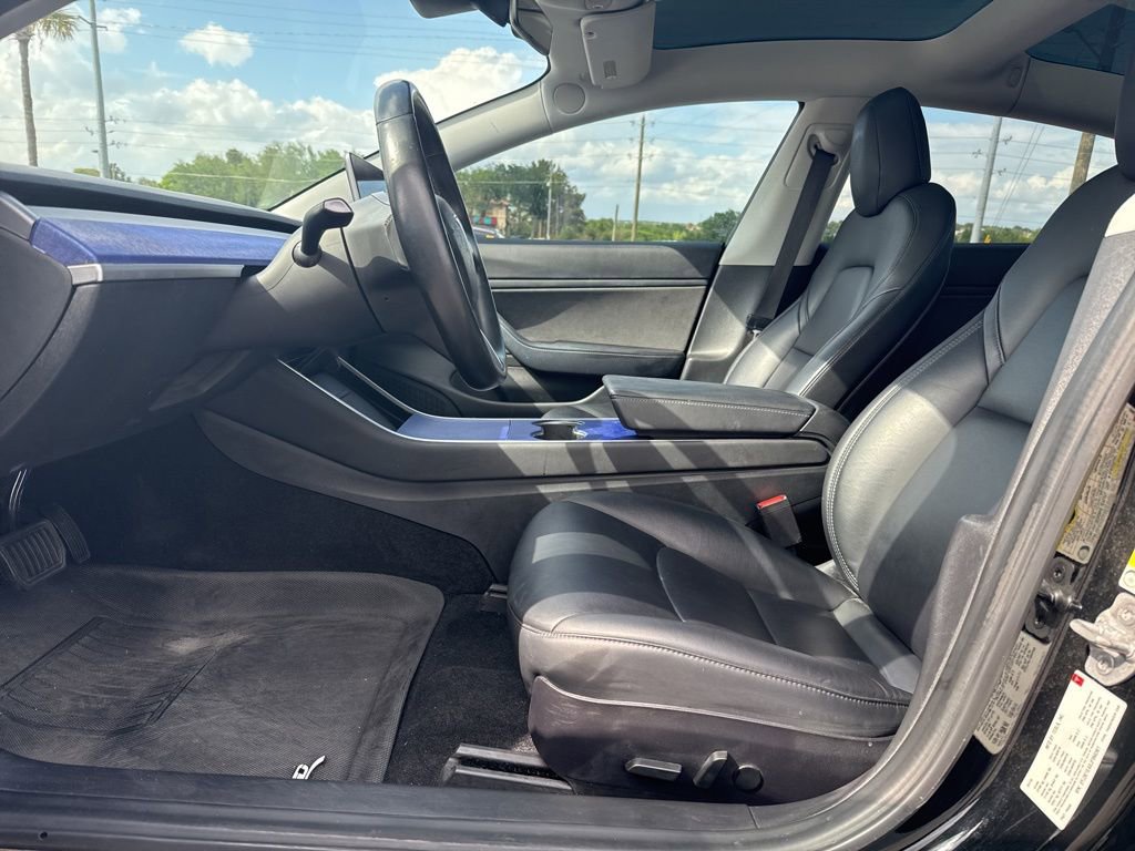 Used 2018 Tesla Model 3 Mid Range image 6