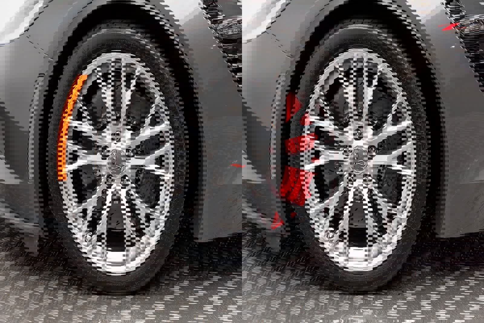 Used 2015 Chevrolet Corvette Z06 w/ 3LZ Preferred Equipment Group image 8