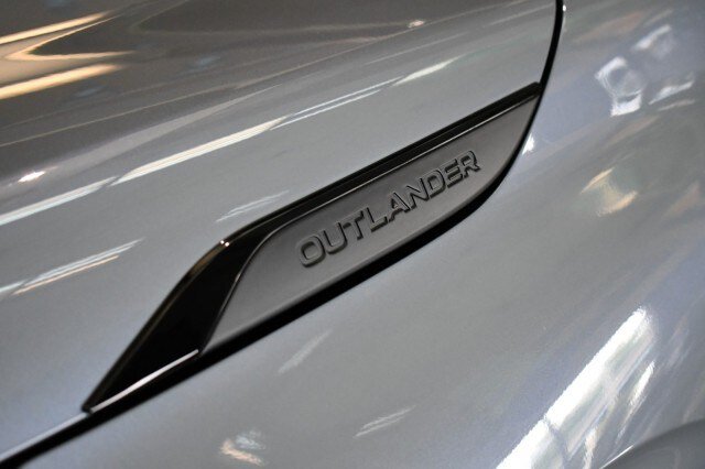 New 2026 Mitsubishi Outlander AWD image 34