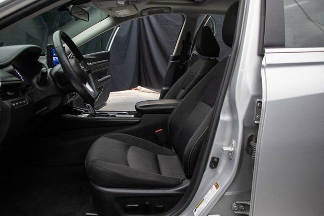 Used 2025 Nissan Altima 2.5 S image 25