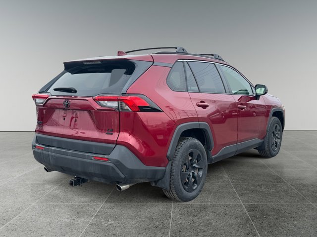 Used 2019 Toyota RAV4 LE w/ Carpet Mat Package AWD/4WD image 5