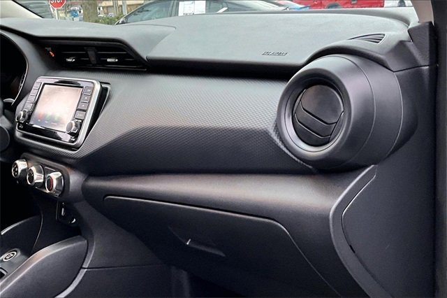 Certified 2024 Nissan Kicks S image 23