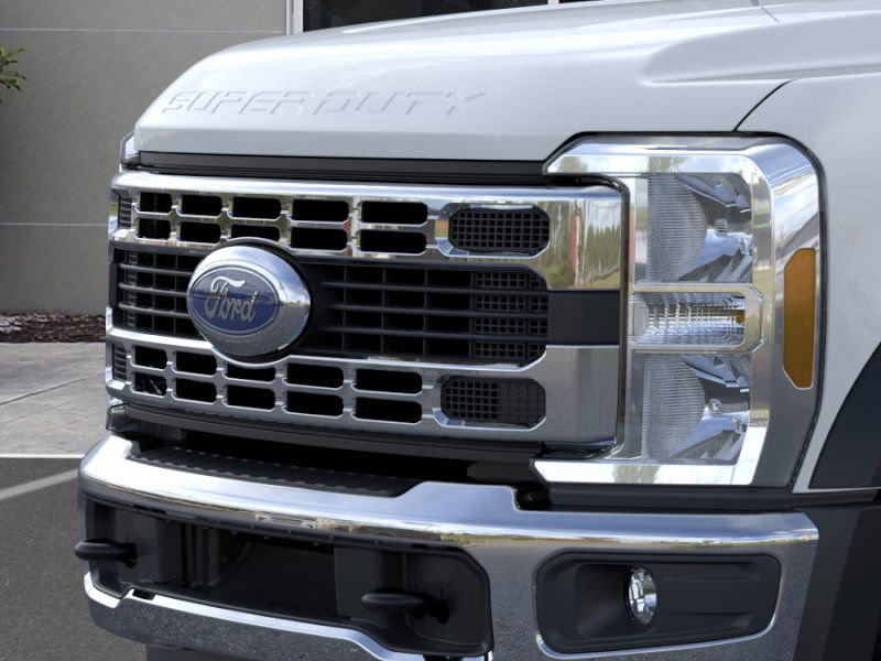 New 2026 Ford F450 XL w/ XL Chrome Package image 17