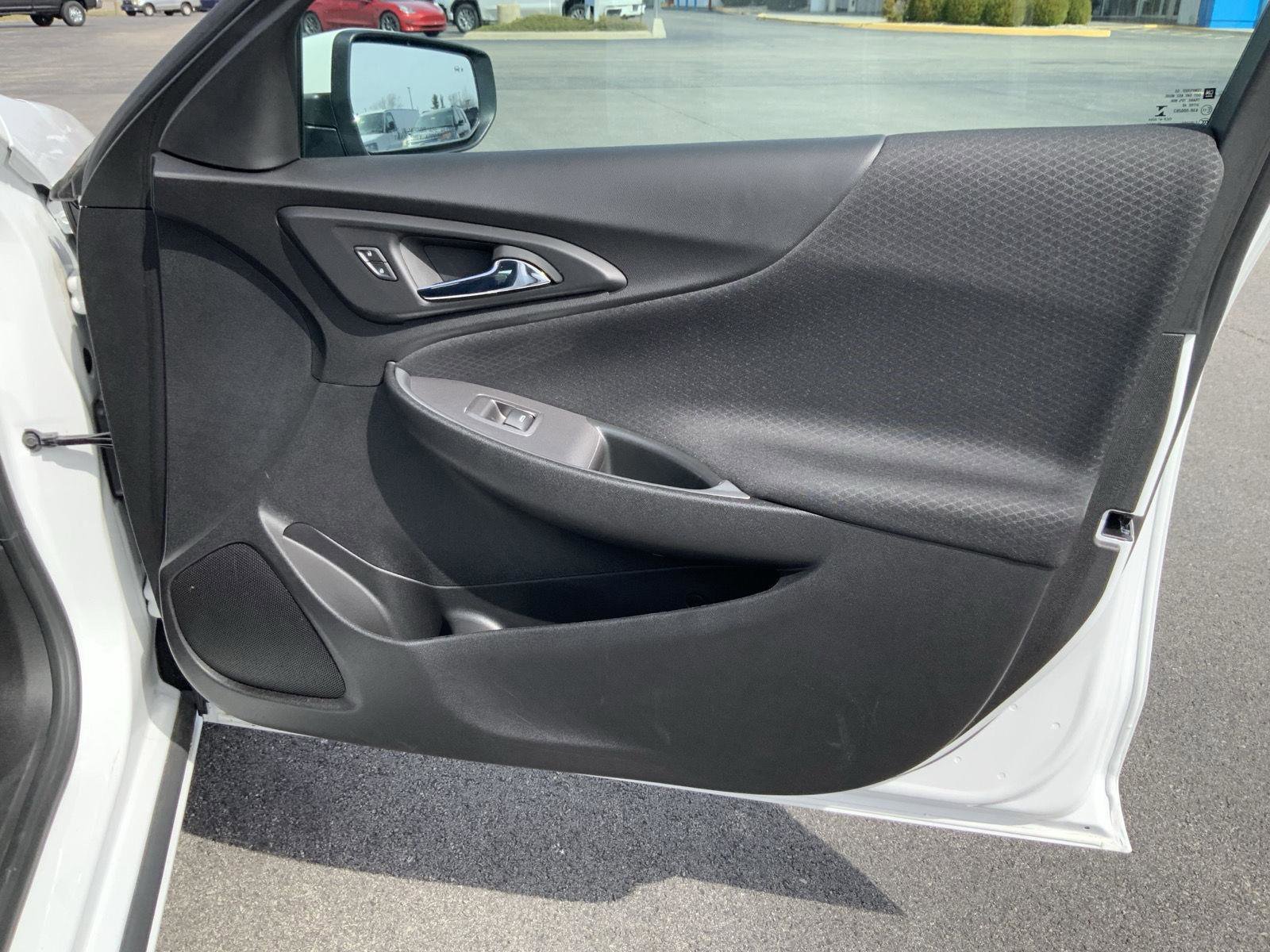 Used 2024 Chevrolet Malibu LT image 51