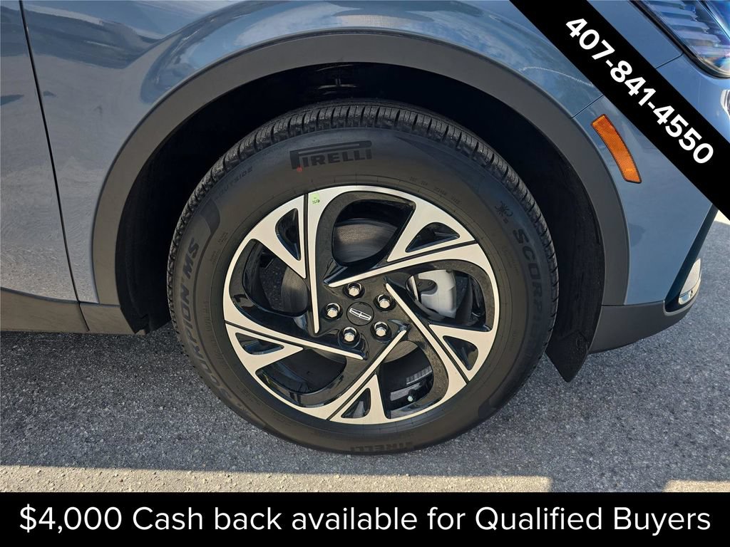 New 2026 Lincoln Nautilus Premier w/ Jet Appearance Package AWD/4WD image 8