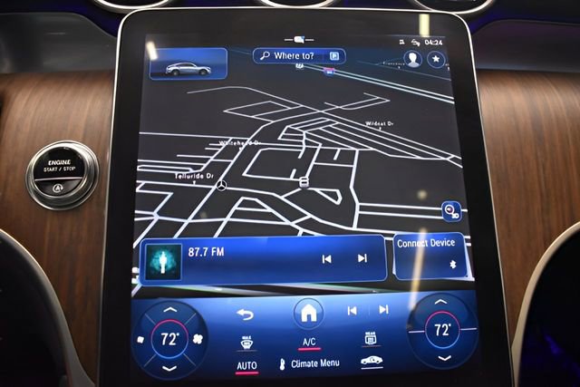 Used 2024 Mercedes-Benz GLC 300 4MATIC image 28