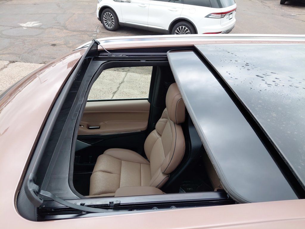 New 2026 Lincoln Navigator L Black Label AWD/4WD image 12
