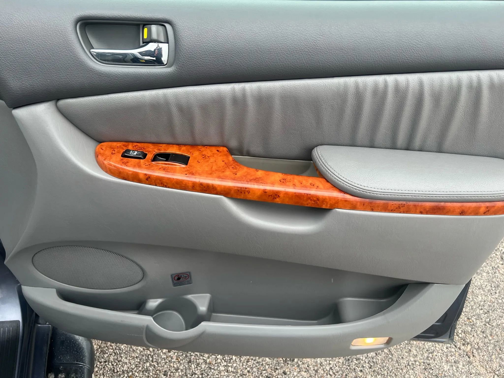 Used 2008 Toyota Sienna XLE Limited image 26