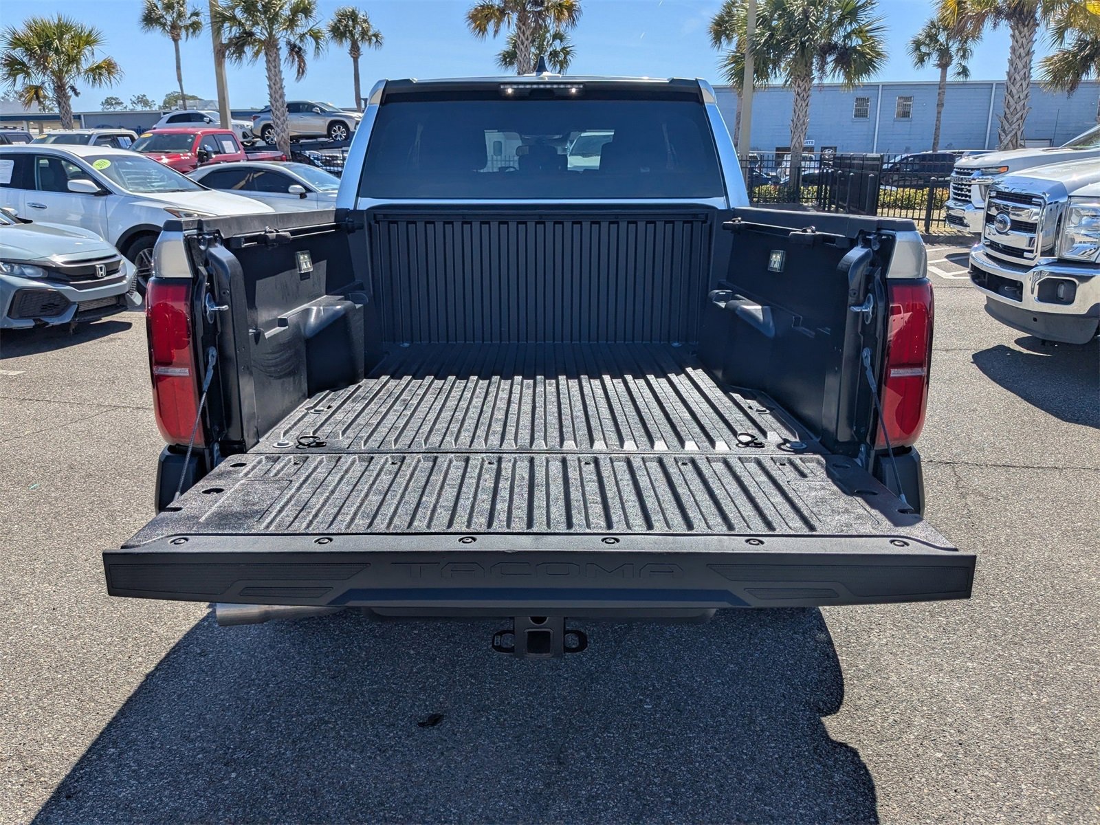 Used 2025 Toyota Tacoma SR image 13