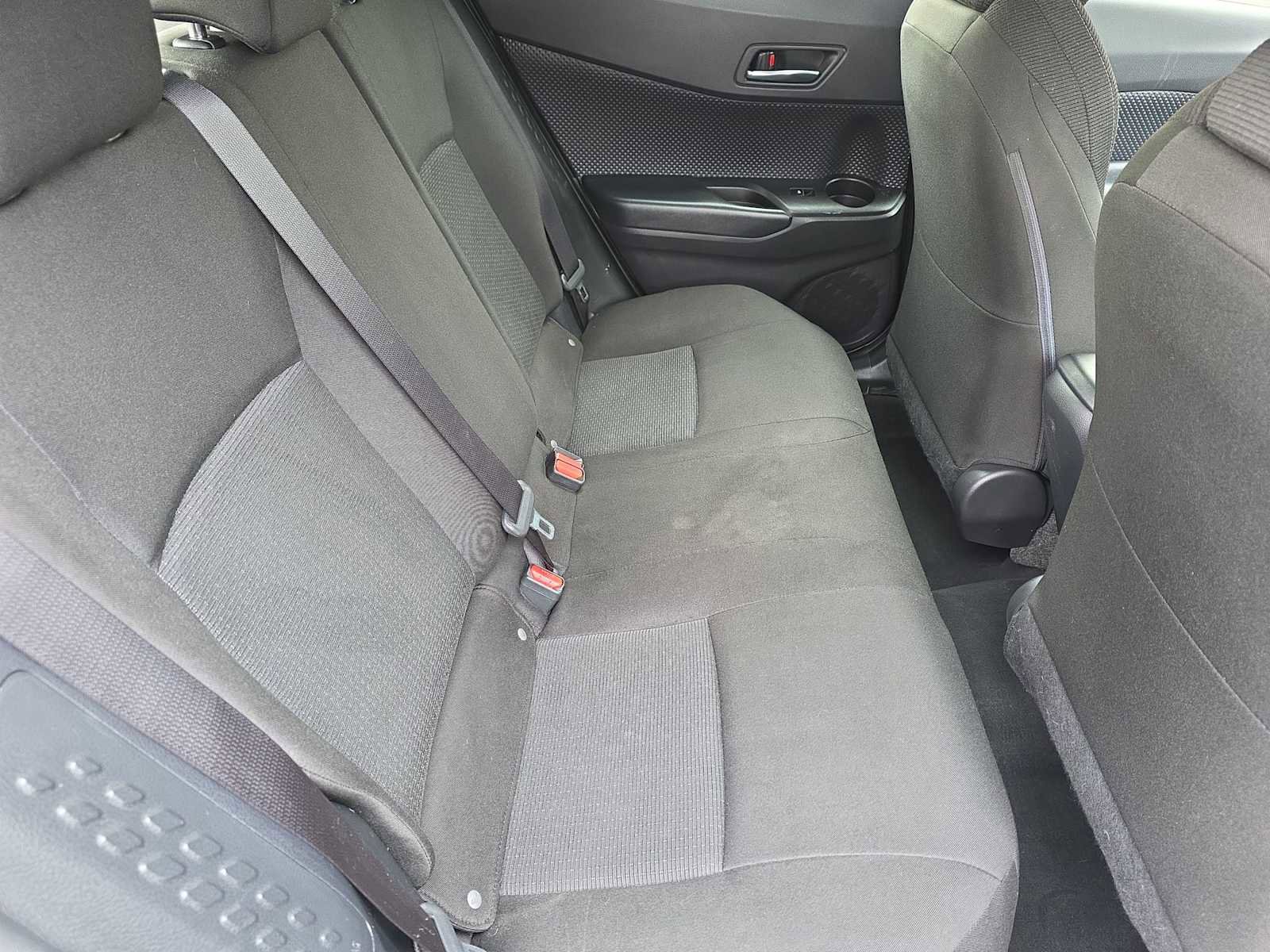 Used 2019 Toyota C-HR XLE image 17