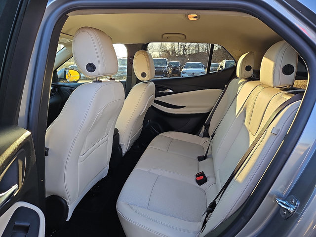 Used 2023 Buick Encore GX Preferred w/ Cold Weather Comfort Package FWD image 10