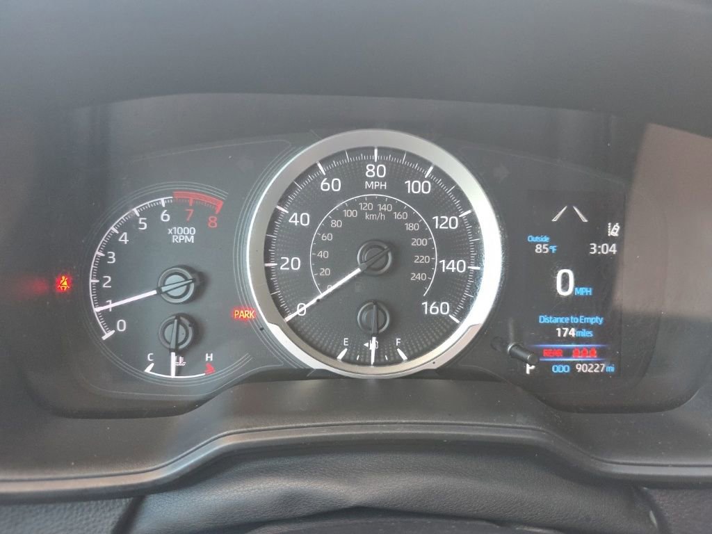 Used 2022 Toyota Corolla LE image 22