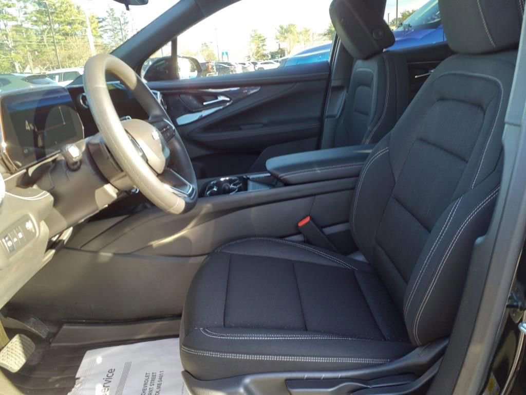 New 2025 Chevrolet Blazer EV LT image 12