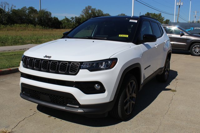 New 2026 Jeep Compass Limited image 1
