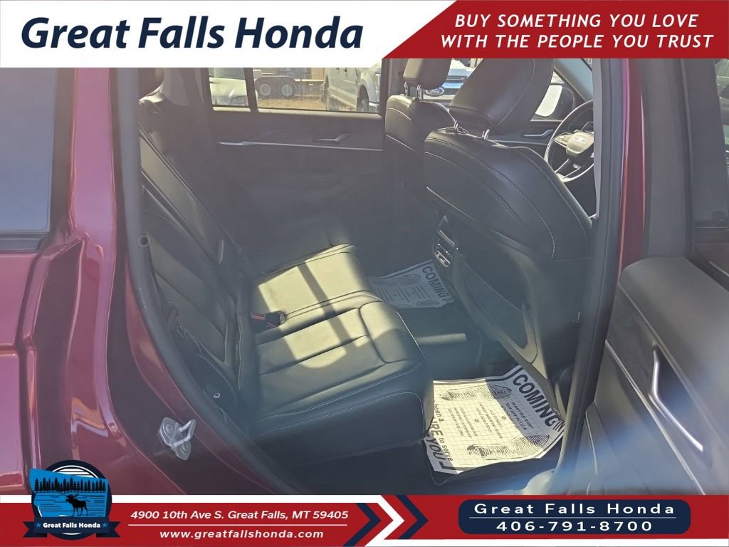 Used 2023 Jeep Grand Cherokee Limited w/ Trailer Tow Prep Group (B) image 18