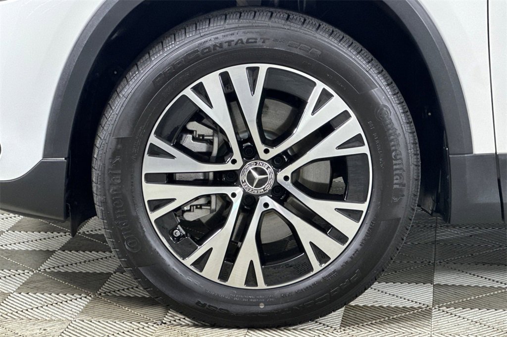 Certified 2026 Mercedes-Benz GLA 250 image 32