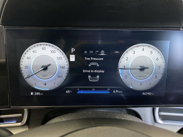 Certified 2025 Hyundai Elantra Limited image 18