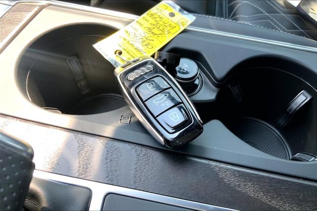 Used 2020 Audi S6 Premium Plus w/ S Sport Package AWD/4WD image 12