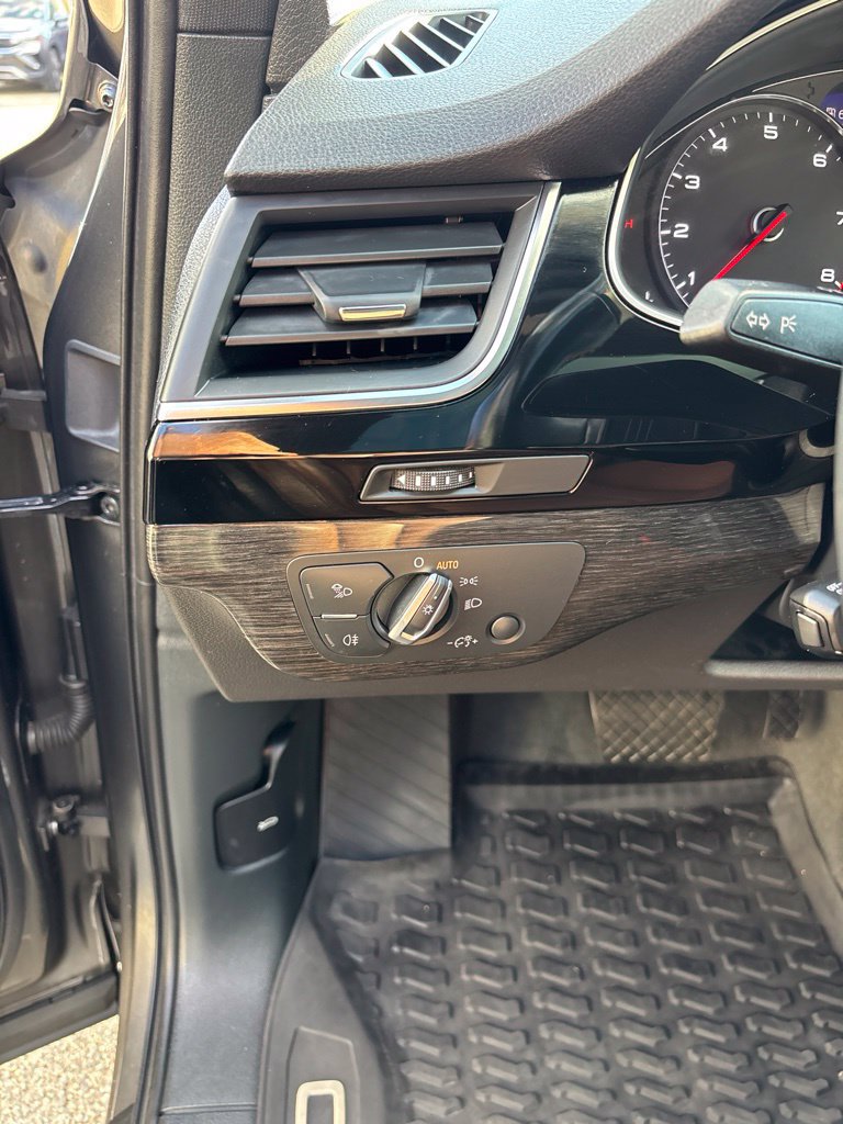 Used 2019 Audi Q7 3.0T Premium w/ Convenience Package AWD/4WD image 10