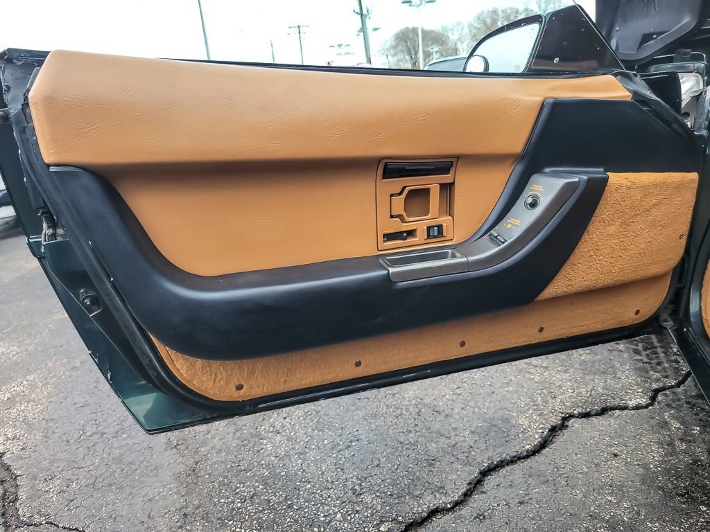 Used 1990 Chevrolet Corvette Convertible image 11