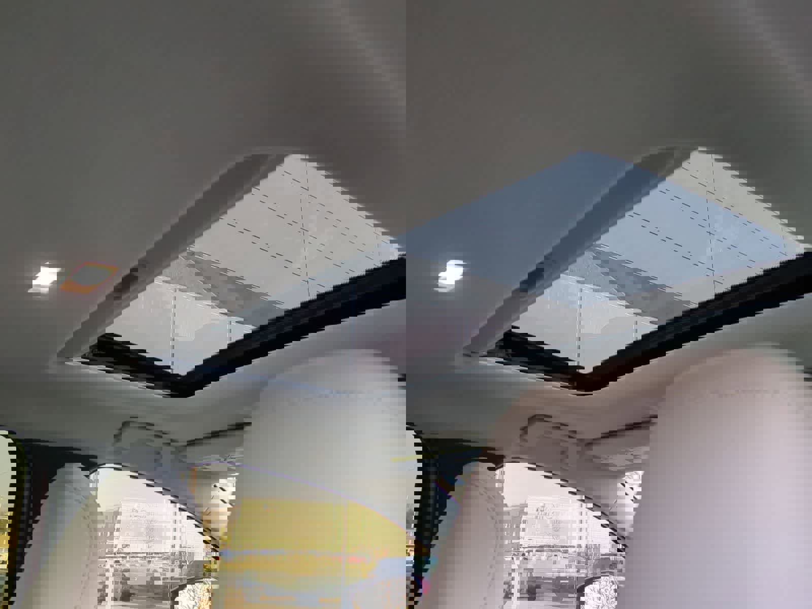 Used 2023 MAZDA CX-30 AWD 2.5 S w/ Premium Package image 21