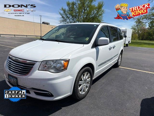 Used 2016 Chrysler Town & Country Touring w/ Driver Convenience Group FWD image 1