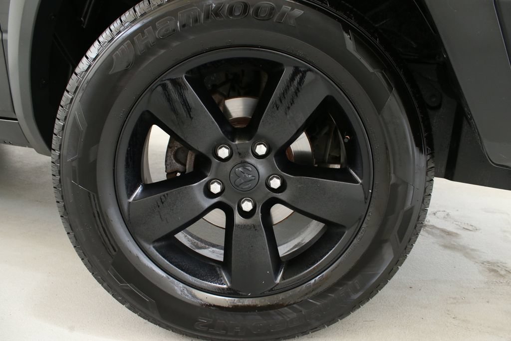 Used 2019 RAM 1500 Warlock AWD/4WD image 25
