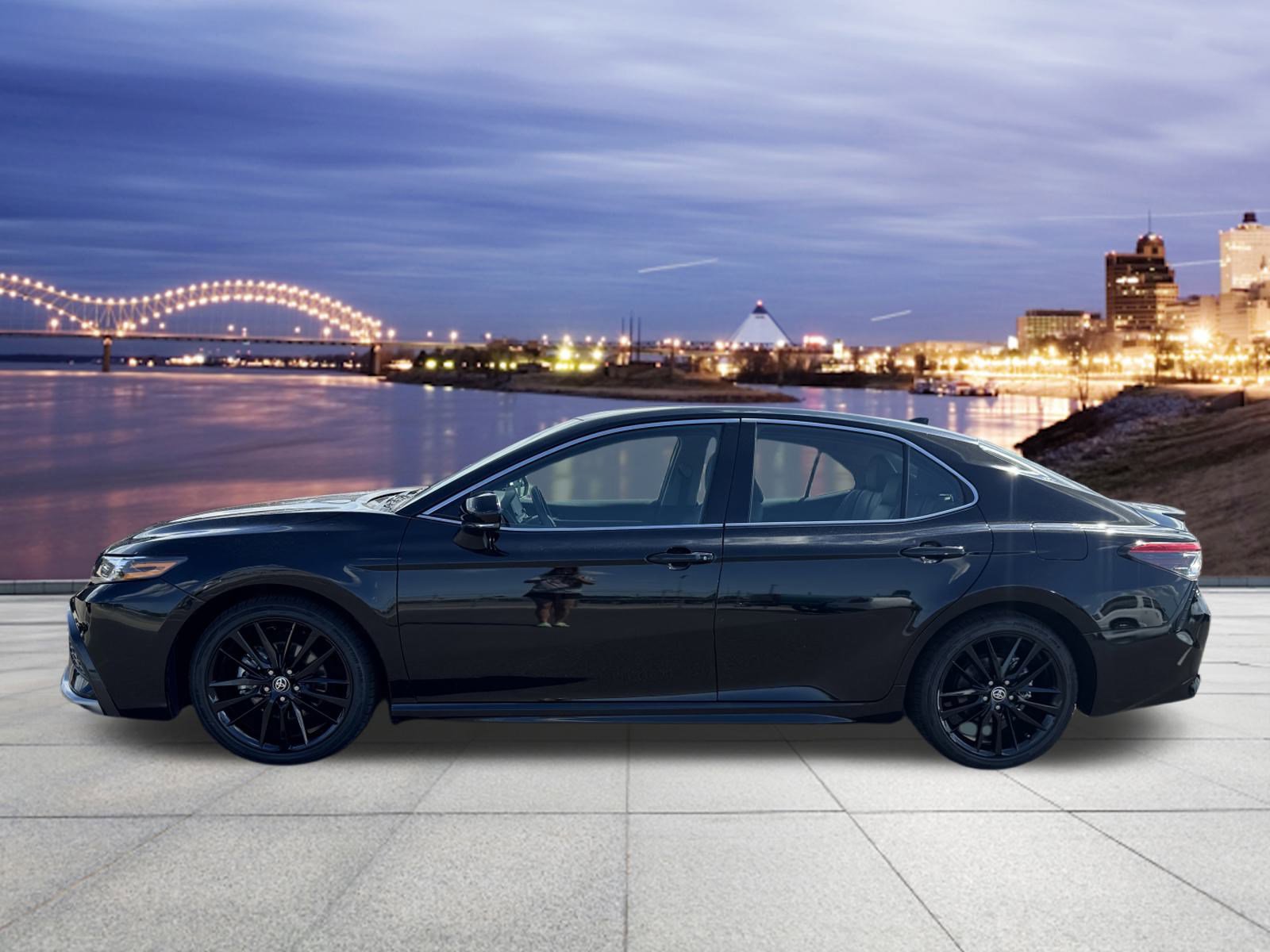 Used 2024 Toyota Camry XSE image 2