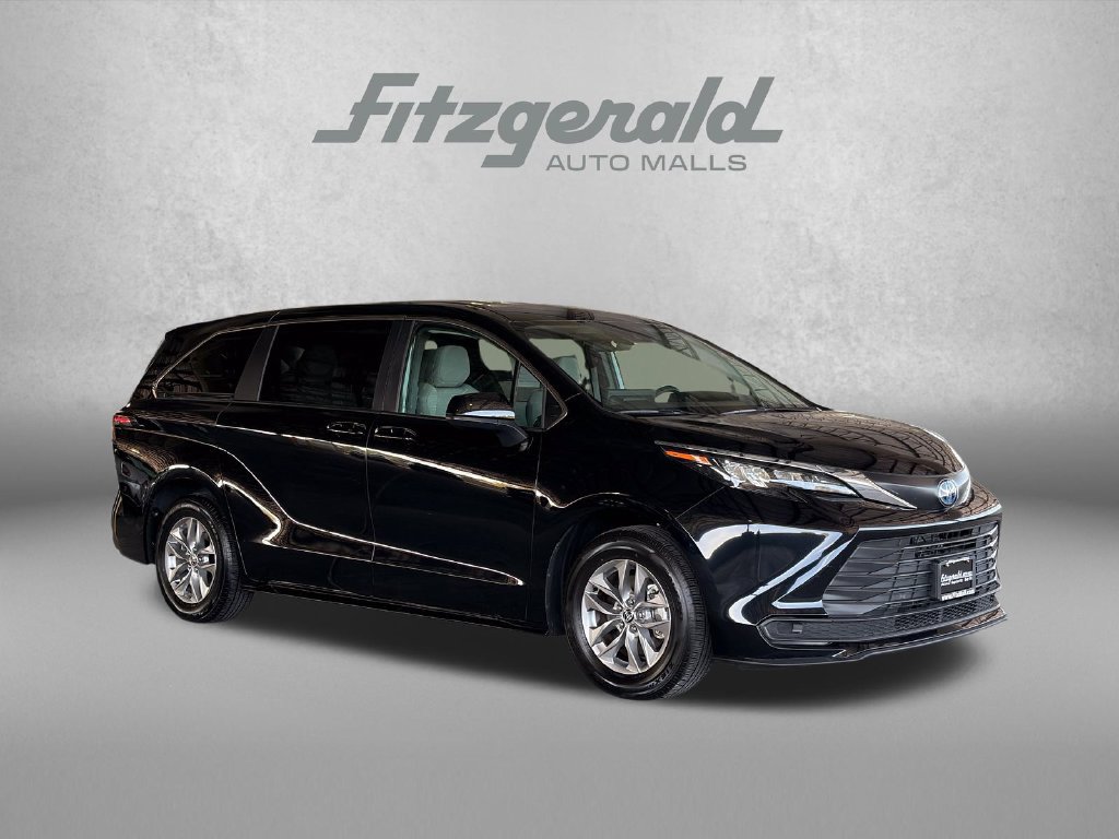 Certified 2025 Toyota Sienna LE FWD 360° Tour