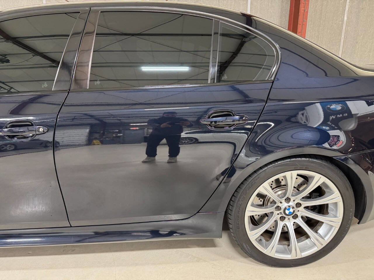 Used 2010 BMW M5 image 26