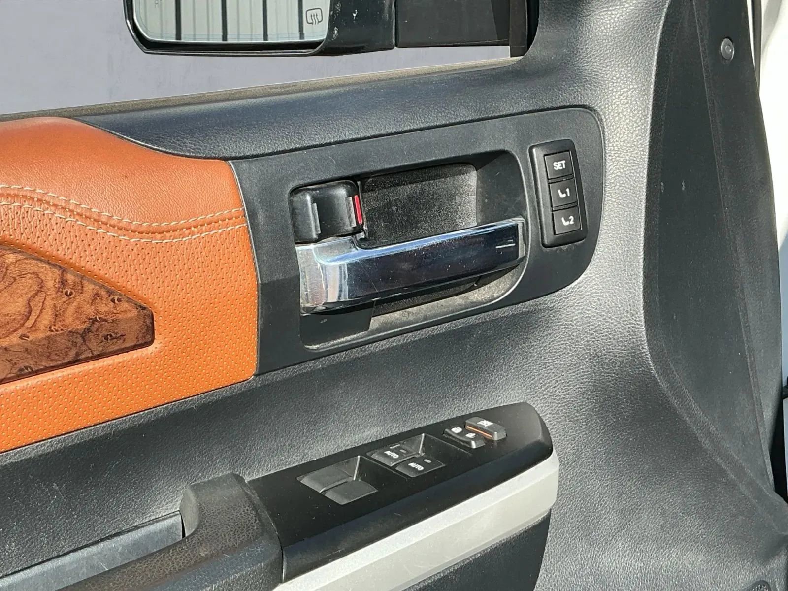 Used 2018 Toyota Tundra 1794 Edition image 11