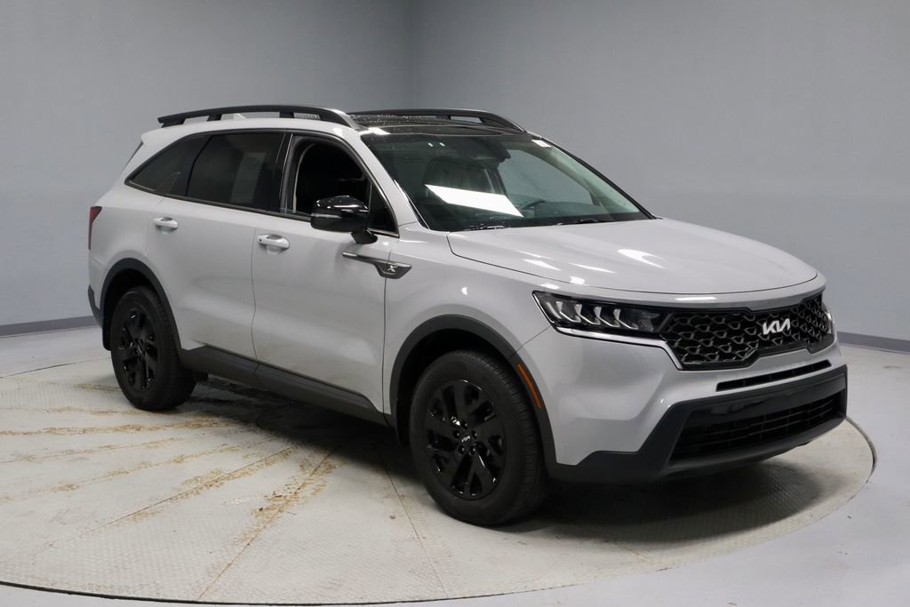 Used 2023 Kia Sorento S w/ Panoramic Sunroof Package image 1