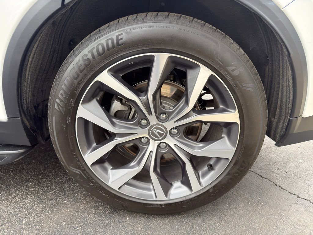 Certified 2024 Acura MDX SH-AWD w/ Technology Package image 11