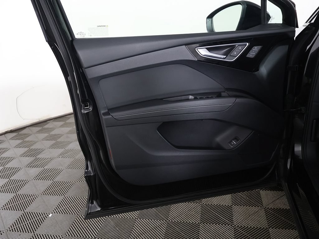 Used 2023 Audi Q4 e-tron Premium Plus w/ Premium Plus AWD/4WD image 24