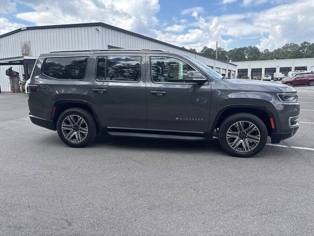 Used 2022 Jeep Wagoneer Series III w/ Convenience Group I AWD/4WD image 13