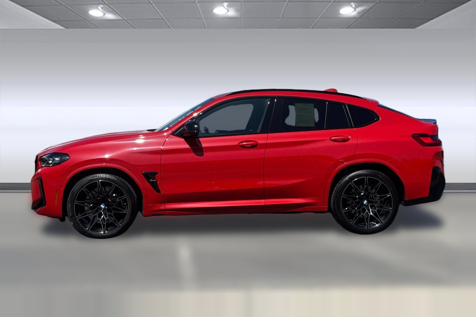 Used 2025 BMW X4 M w/ Competition Package AWD/4WD image 2