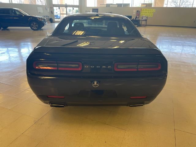 Used 2021 Dodge Challenger SXT RWD image 5