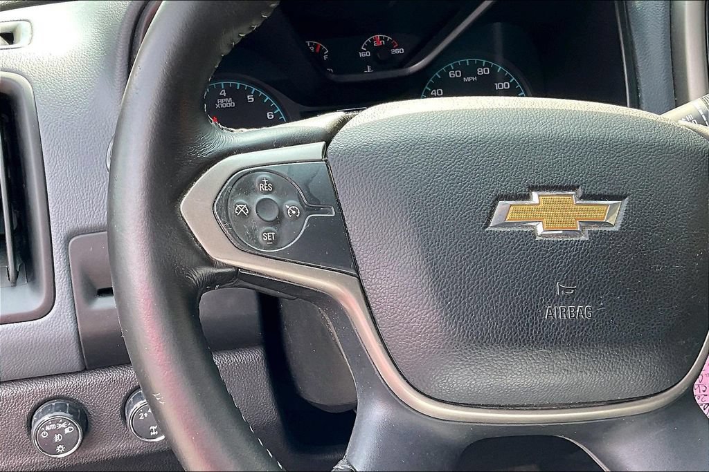 Used 2015 Chevrolet Colorado Z71 AWD/4WD image 17
