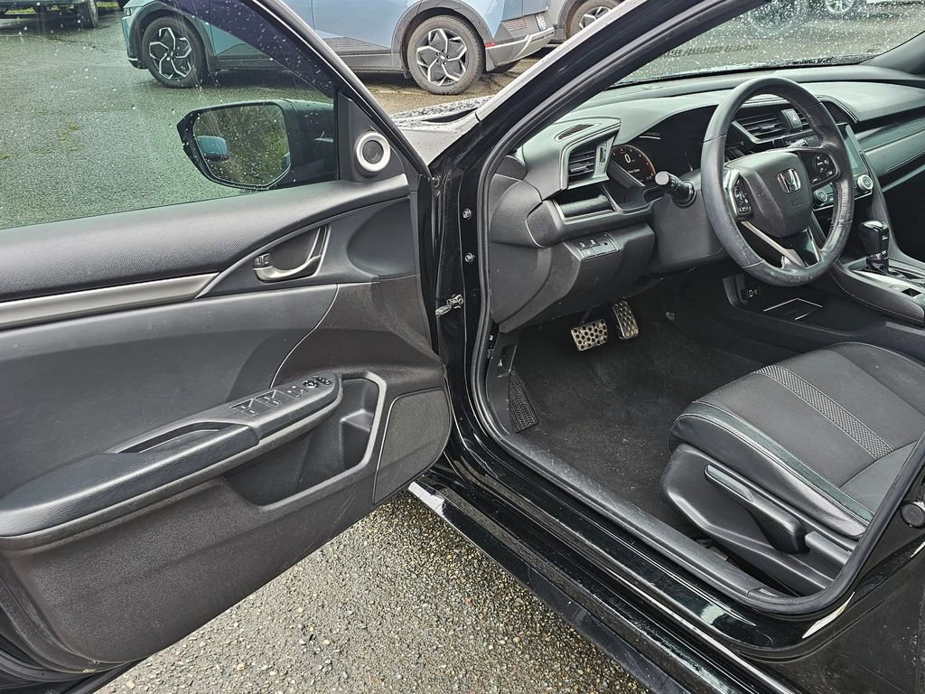 Used 2020 Honda Civic Sport image 18
