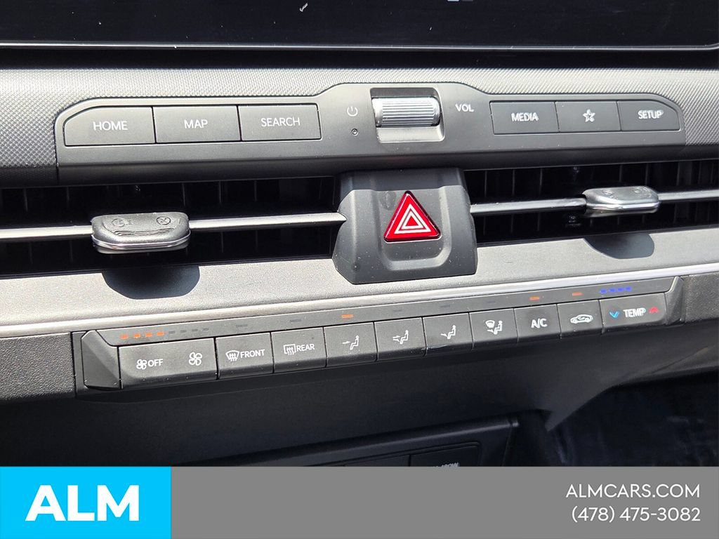 Used 2025 Kia K4 FWD image 19