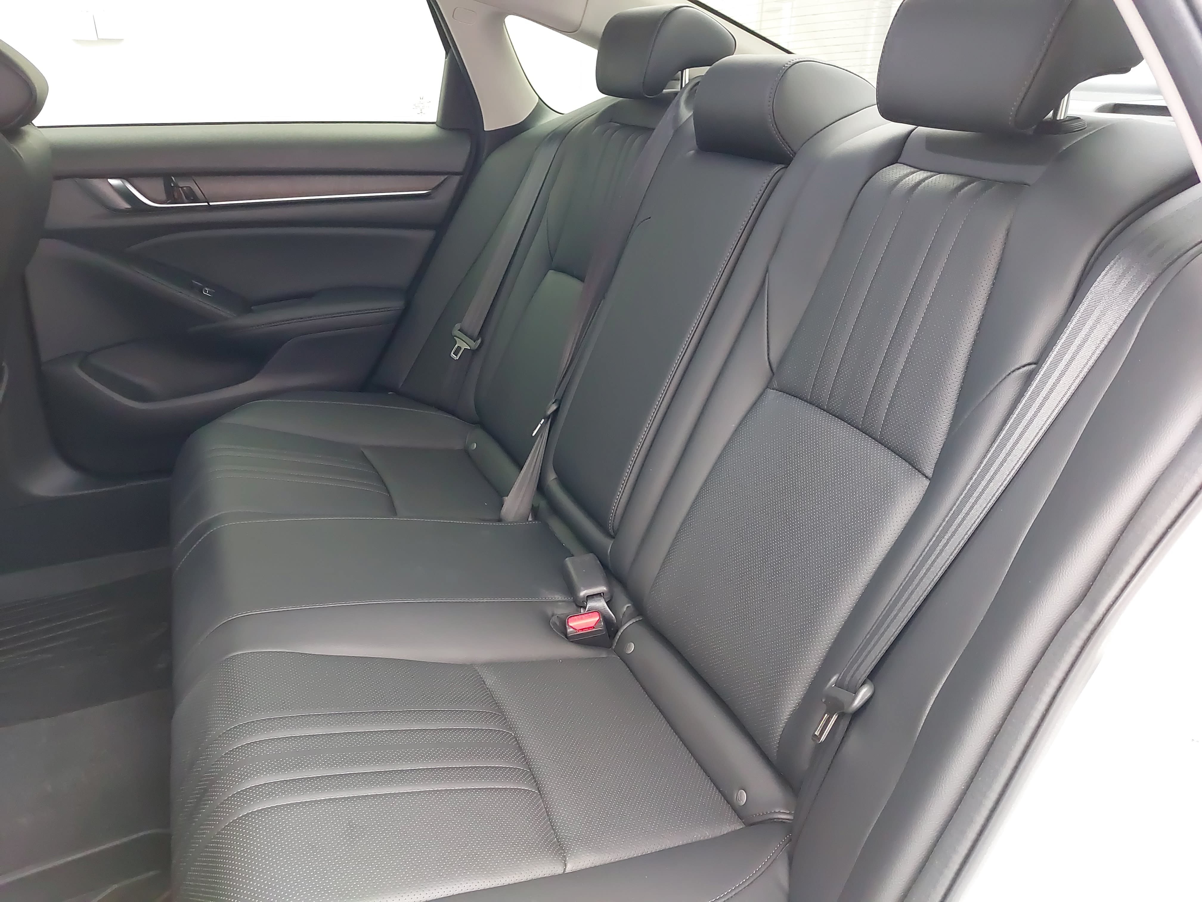 Used 2022 Honda Accord EX-L image 15