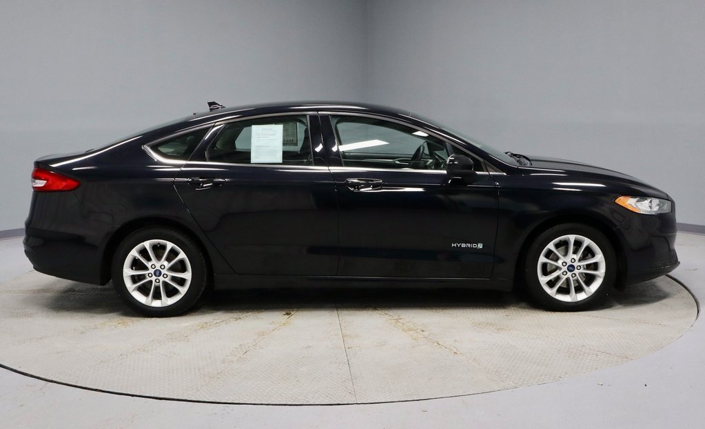 Certified 2019 Ford Fusion SE image 10