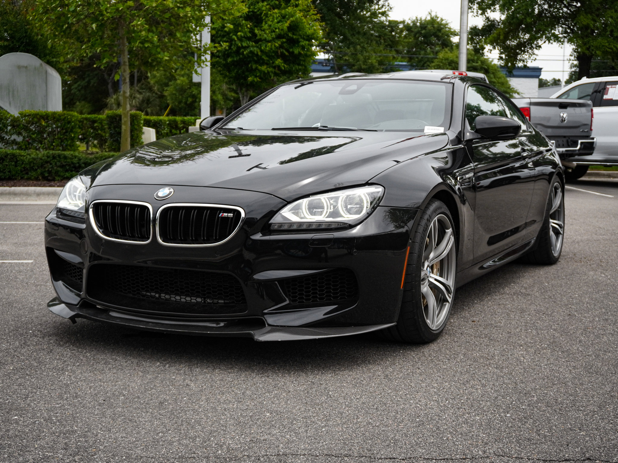 Used 2014 BMW M6 Coupe w/ Executive Package RWD image 5