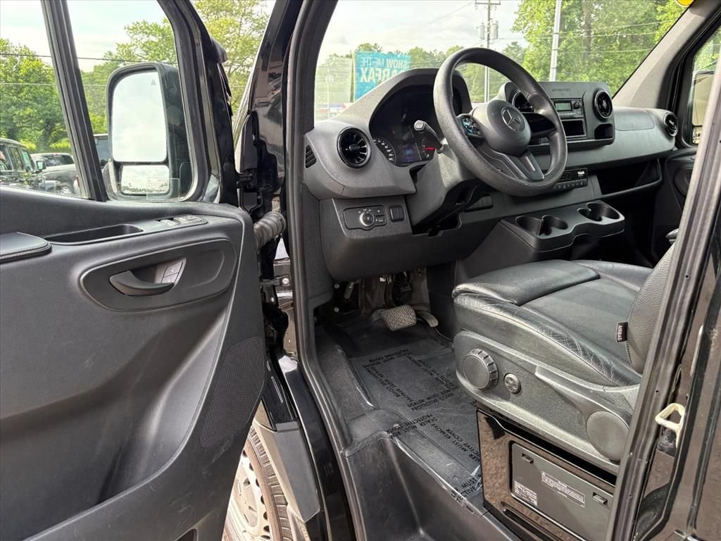 Used 2019 Mercedes-Benz Sprinter 2500 image 15