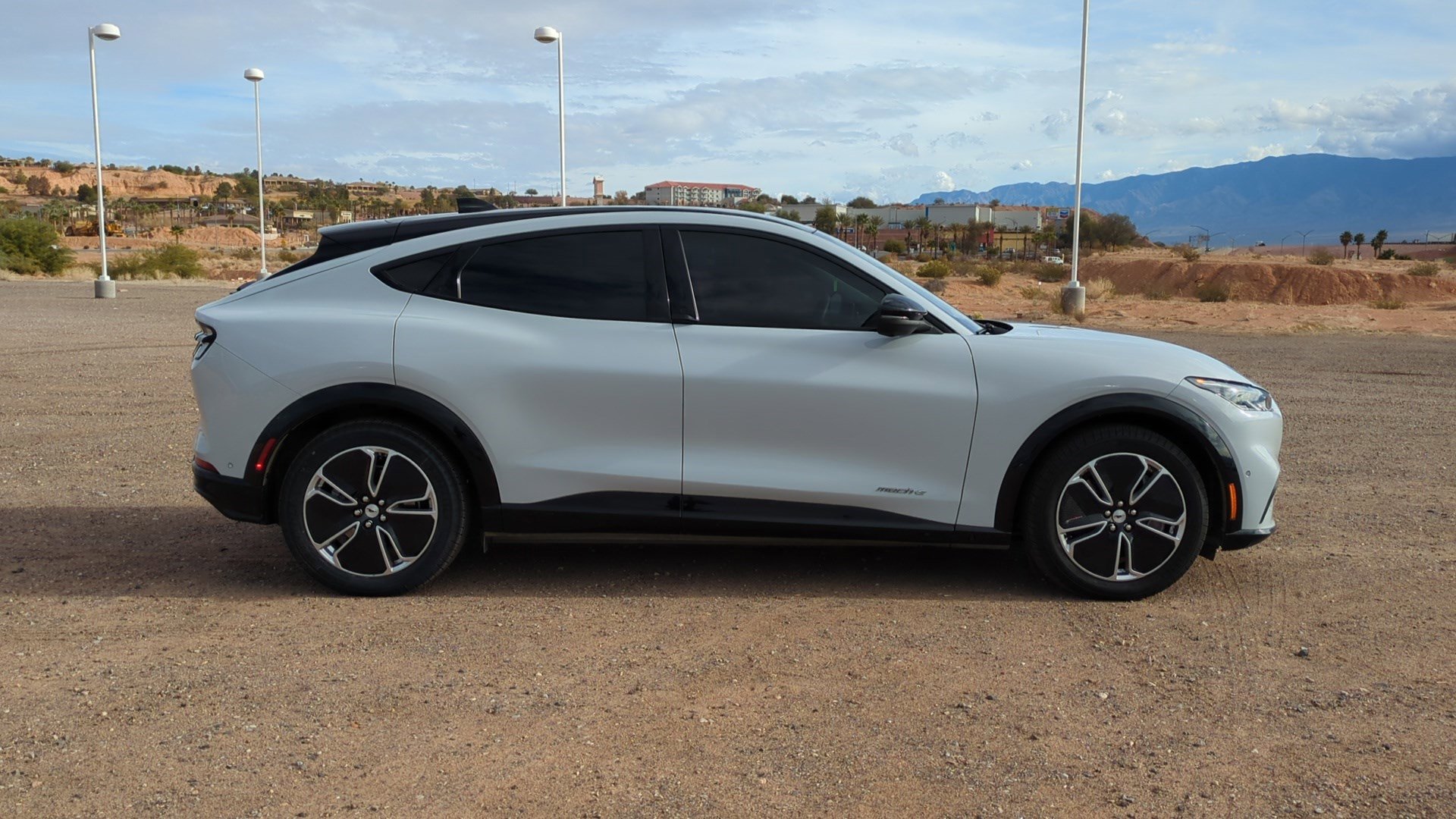 Used 2023 Ford Mustang Mach-E Premium image 2