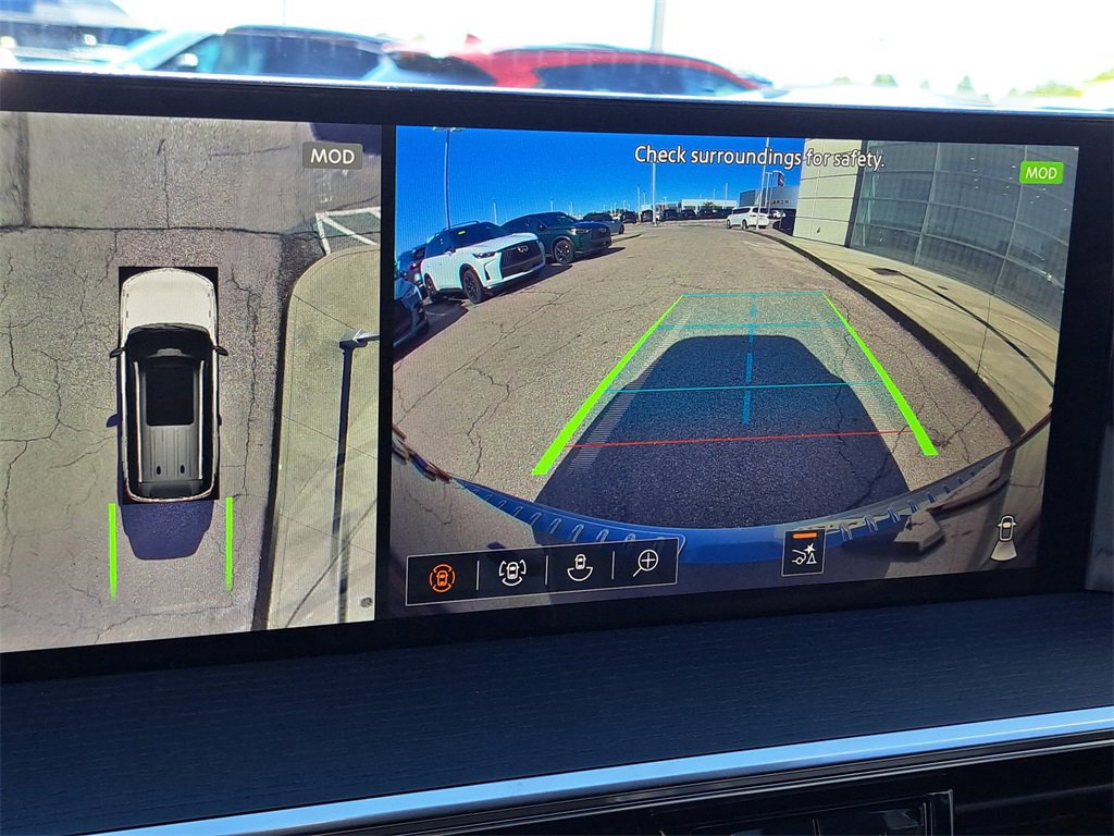 New 2026 INFINITI QX80 4WD image 9