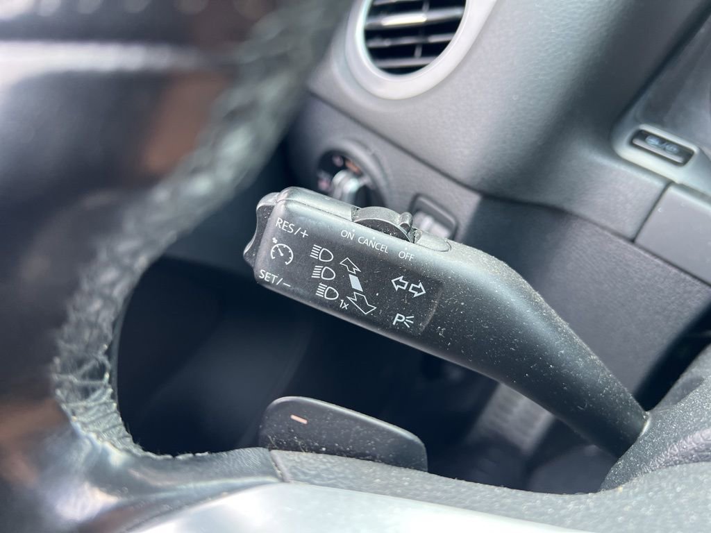 Used 2016 Volkswagen Tiguan R-Line FWD image 14