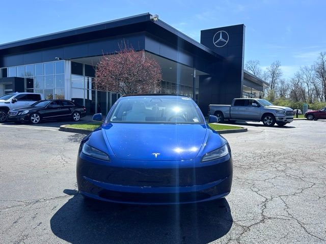 Used 2025 Tesla Model 3 Long Range image 2