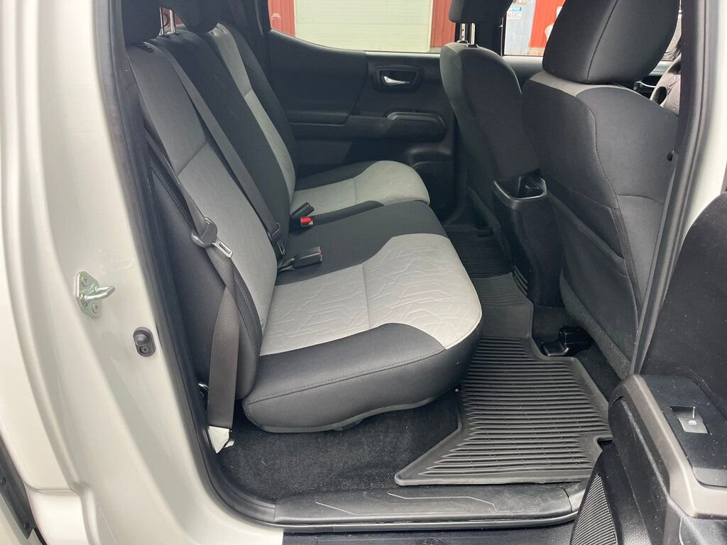 Used 2022 Toyota Tacoma 4x4 Double Cab image 15